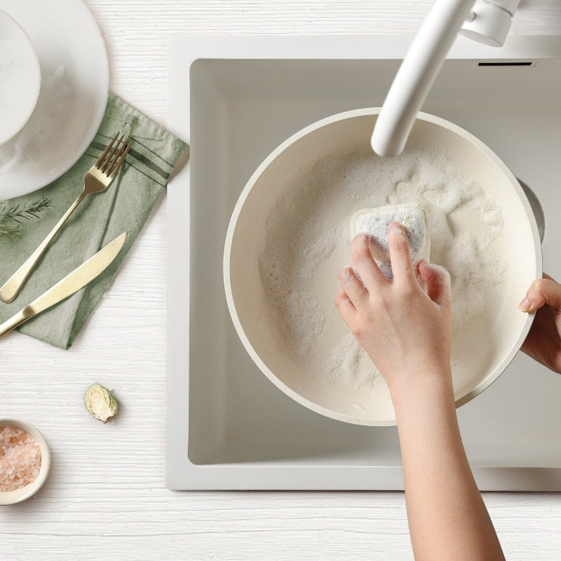 Simple Four-Hole Egg Frying Pan With Detachable Handle Set