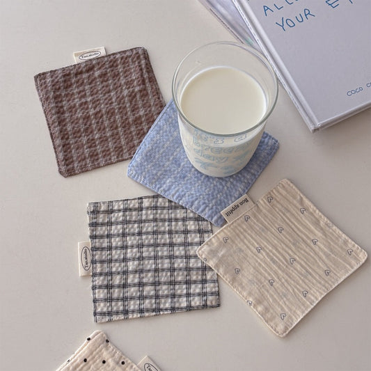 Low Saturation Color Fabric Coasters And Insulation Mats Set Of Five Pieces