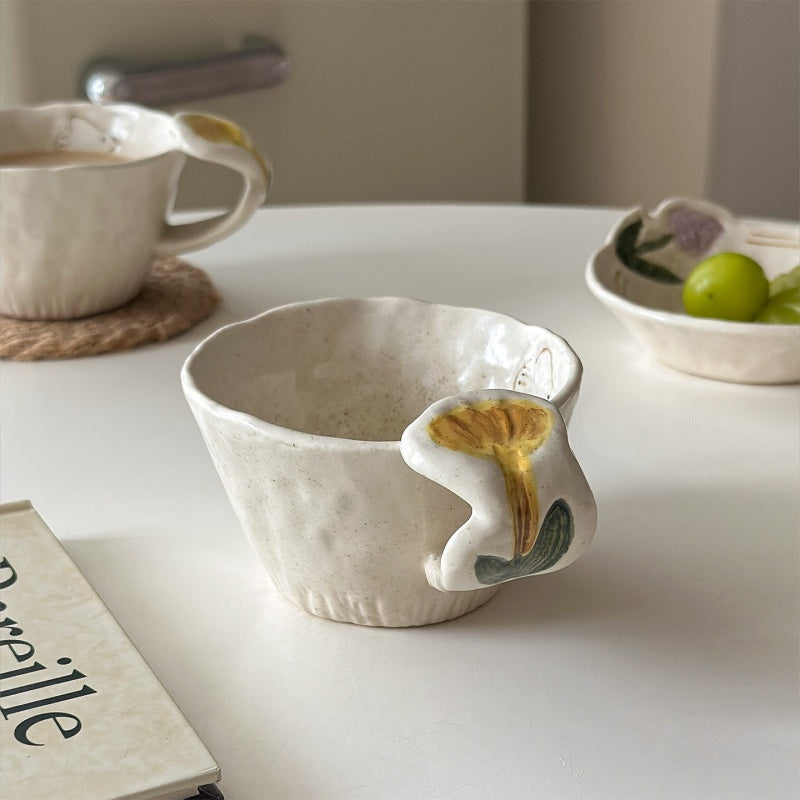 Retro Hand-Painted Flower And Bird Underglaze Ceramic Hand-Pulled Mug