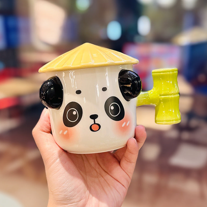Cute ceramic panda bamboo mug with lid stereoscopic cartoon animal office water cup coffee cup with hand salute