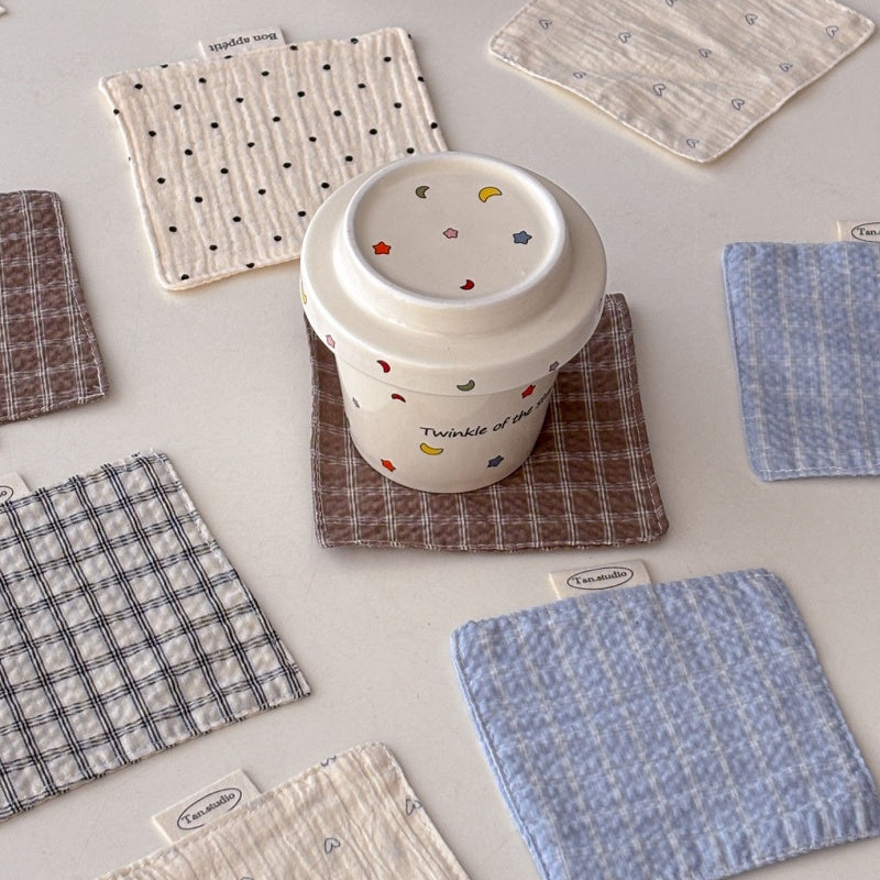 Low Saturation Color Fabric Coasters And Insulation Mats Set Of Five Pieces