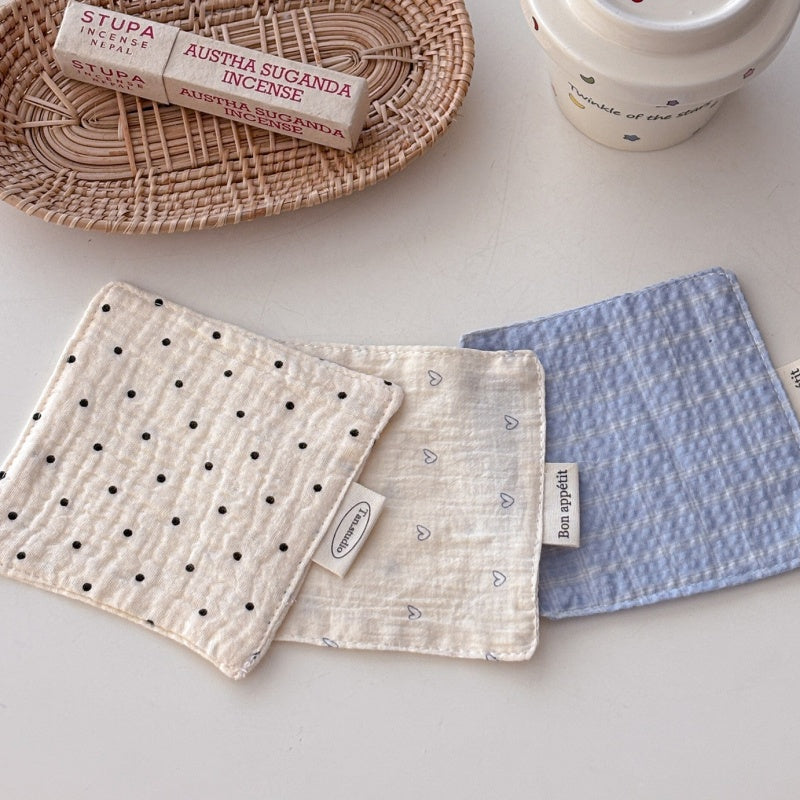 Low Saturation Color Fabric Coasters And Insulation Mats Set Of Five Pieces