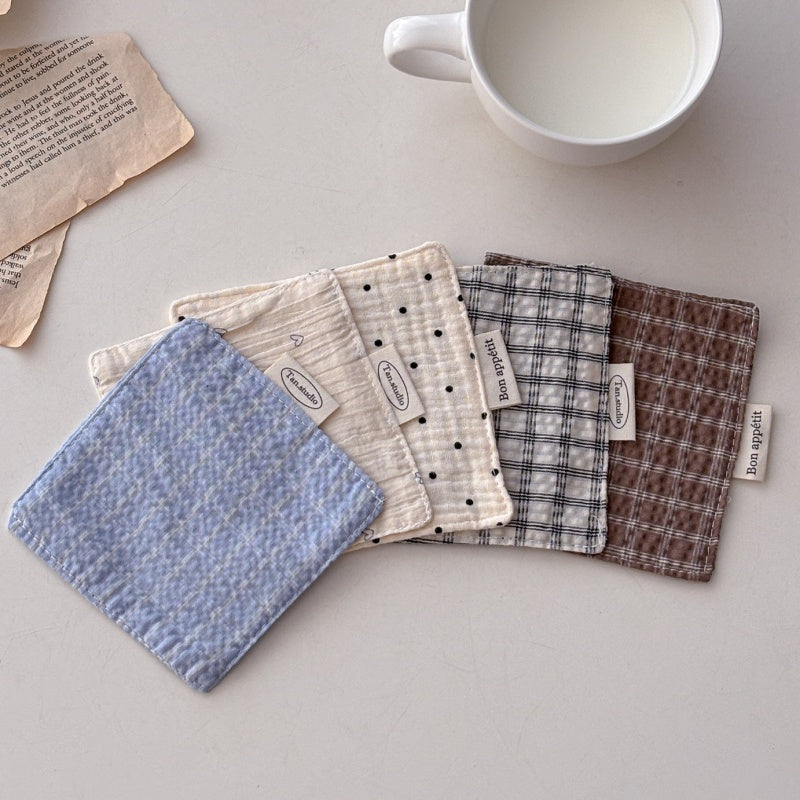 Low Saturation Color Fabric Coasters And Insulation Mats Set Of Five Pieces