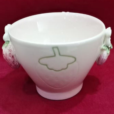 Strawberry relief hand-painted ceramic plate dessert tray jewelry tray