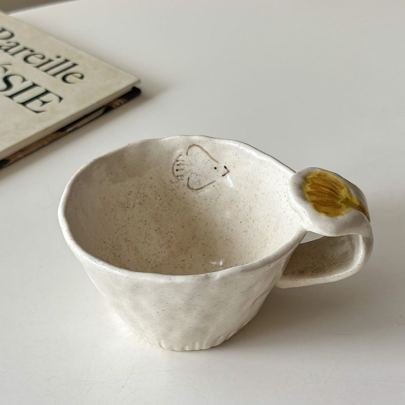 Retro Hand-Painted Flower And Bird Underglaze Ceramic Hand-Pulled Mug